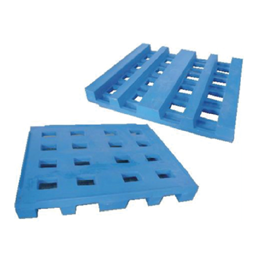 Pallets available-in